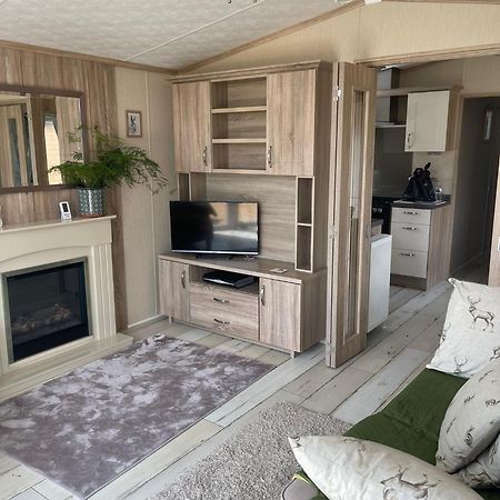 Fern Lodge With Hot Tub Stonham Aspall Exterior photo