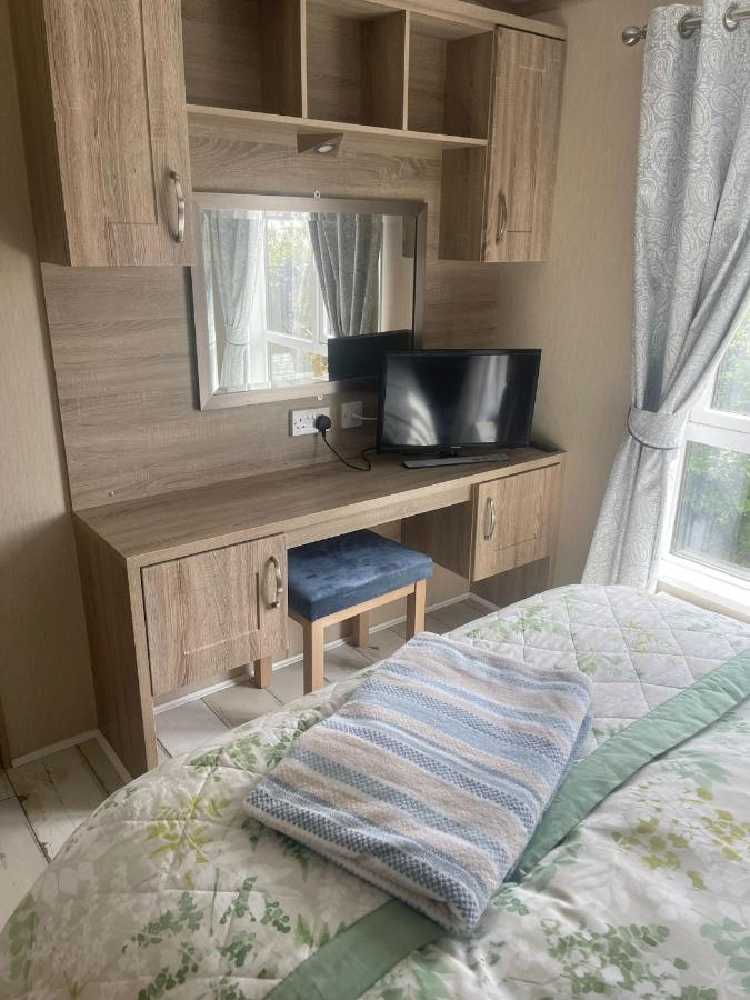 Fern Lodge With Hot Tub Stonham Aspall Exterior photo