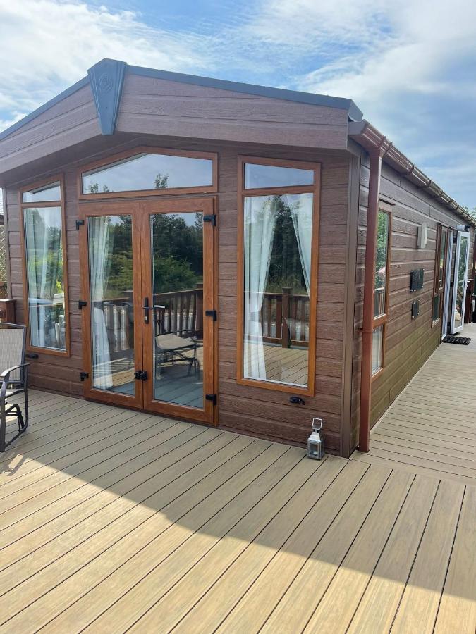 Fern Lodge With Hot Tub Stonham Aspall Exterior photo